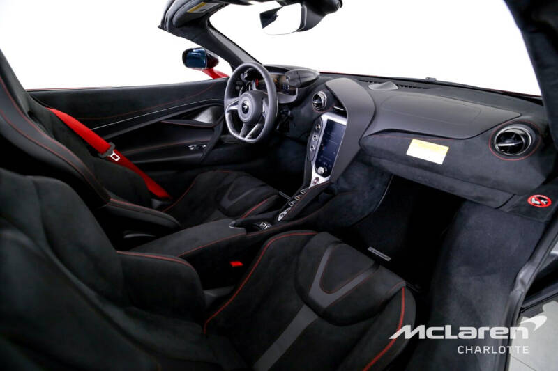 2024 McLaren 750S Spider