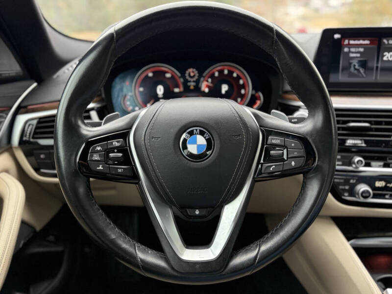 2018 BMW 5 Series 540i