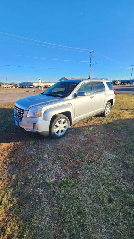 Used 2017 GMC Terrain SLT with VIN 2GKFLUEK4H6318746 for sale in Madison, SD