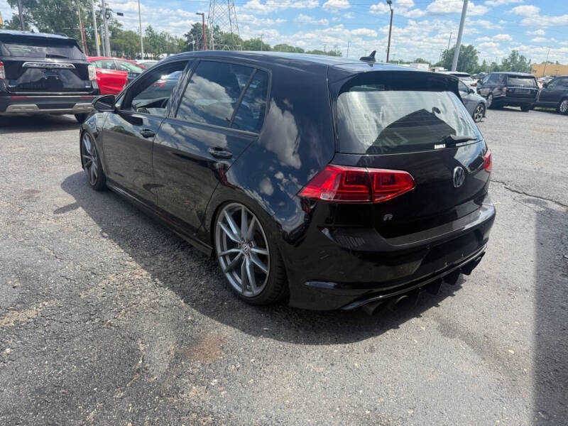 2017 Volkswagen Golf R 4Motion