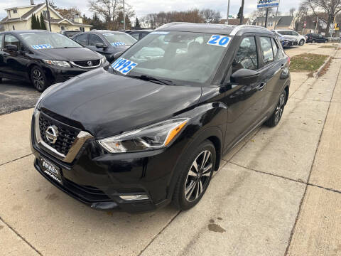 2020 Nissan Kicks SR