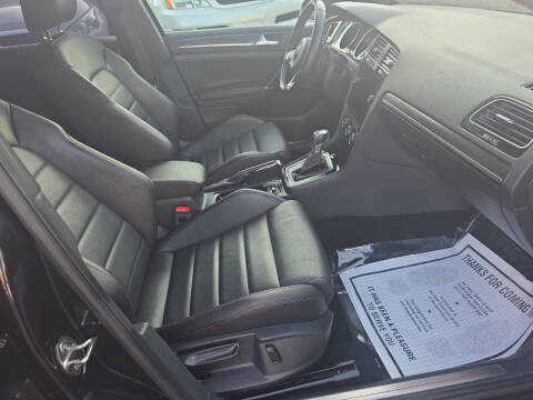 2018 Volkswagen Golf GTI SE
