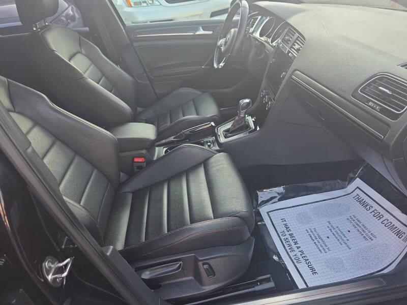 2018 Volkswagen Golf GTI SE