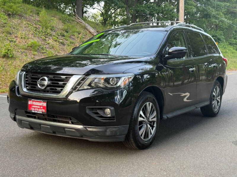 2017 Nissan Pathfinder SL
