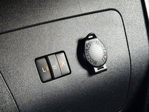 2014 Toyota Prius Five