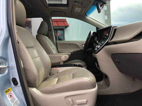 2017 Toyota Sienna
