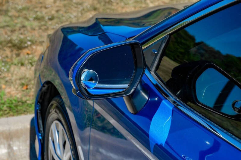 2020 Toyota Camry Hybrid LE