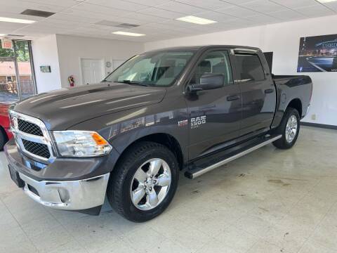 2019 RAM Ram Pickup 1500 Classic for sale at Used Car Outlet in Bloomington IL
