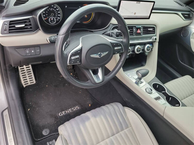 2022 Genesis G70