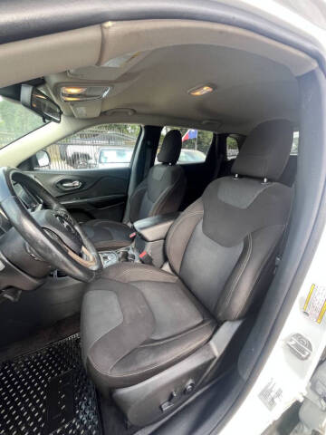 2016 Jeep Cherokee Latitude