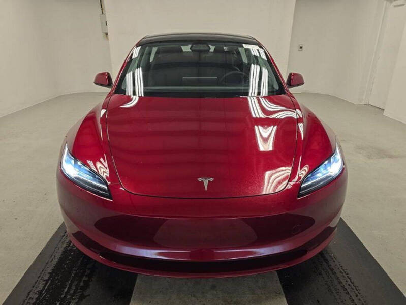 2025 Tesla Model 3 Long Range