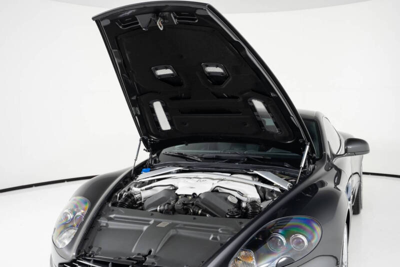 2011 Aston Martin DBS