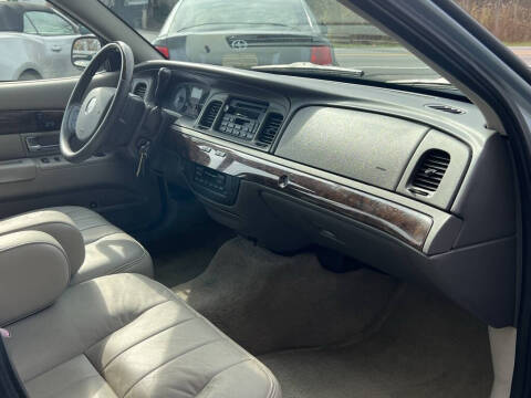 2010 Mercury Grand Marquis LS