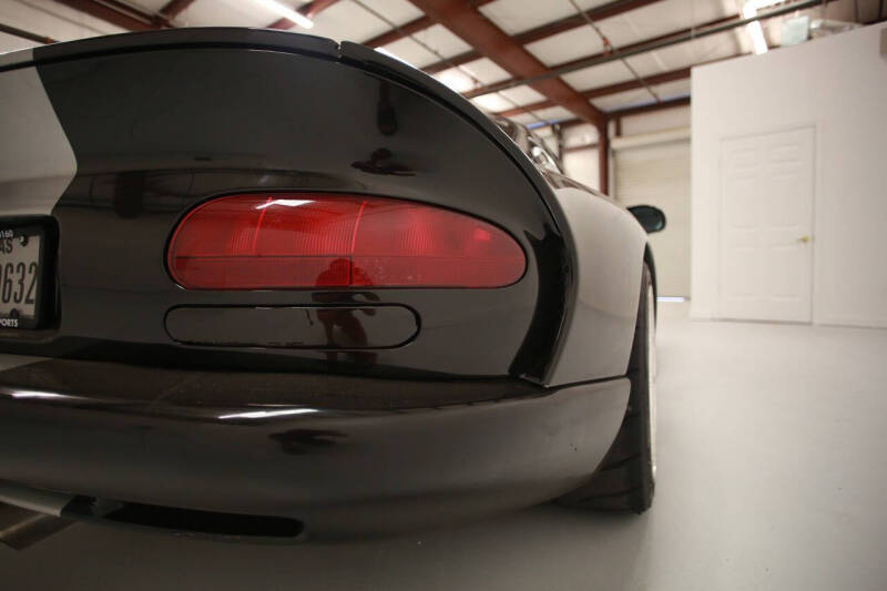 2000 Dodge Viper GTS