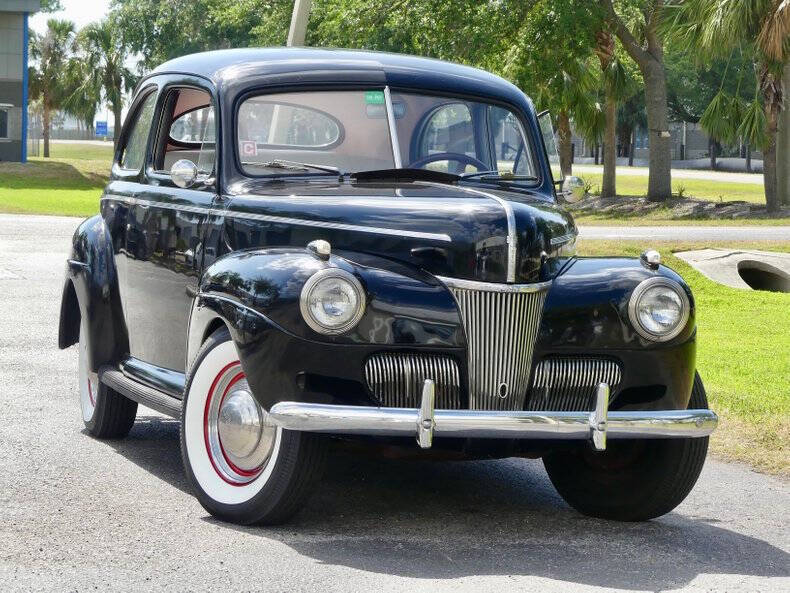 1941 Ford Deluxe