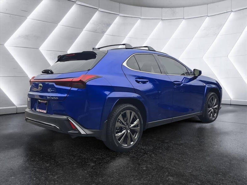 2023 Lexus UX 250h F SPORT Handling