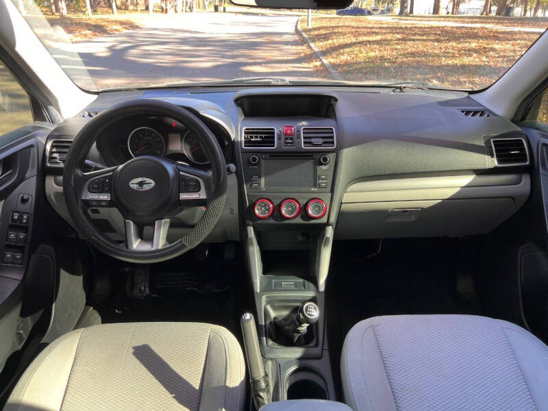 2017 Subaru Forester 2.5i