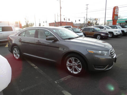 2014 Ford Taurus SEL