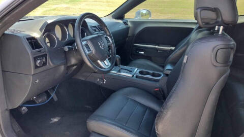 2013 Dodge Challenger SXT
