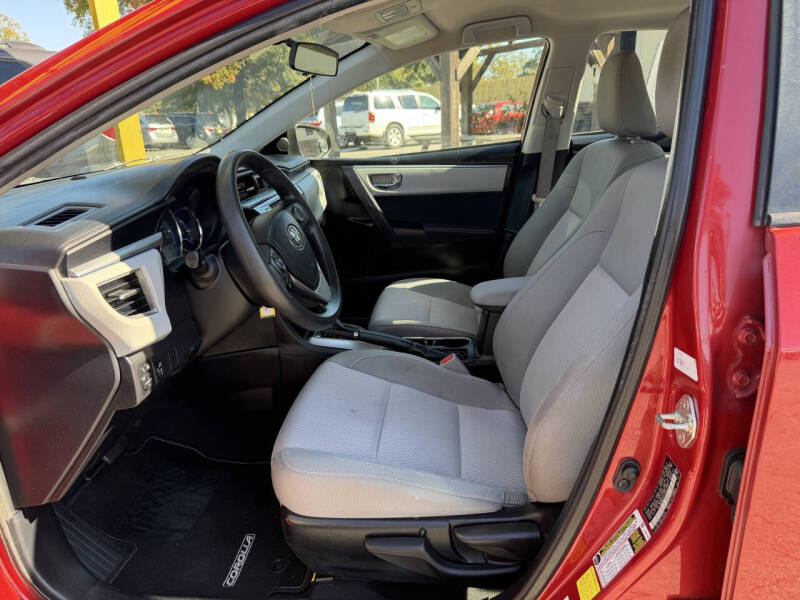 2015 Toyota Corolla LE