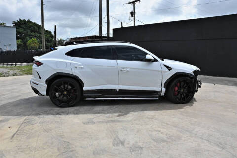 2019 Lamborghini Urus