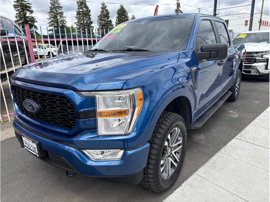 2022 Ford F-150 XL's photo
