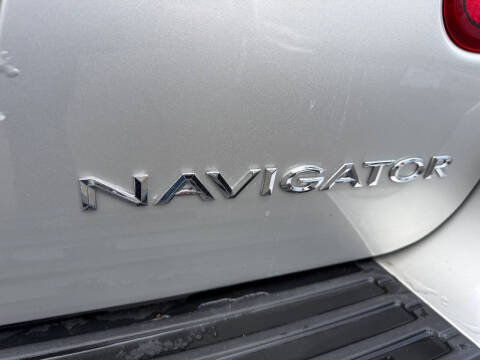 2004 Lincoln Navigator Luxury