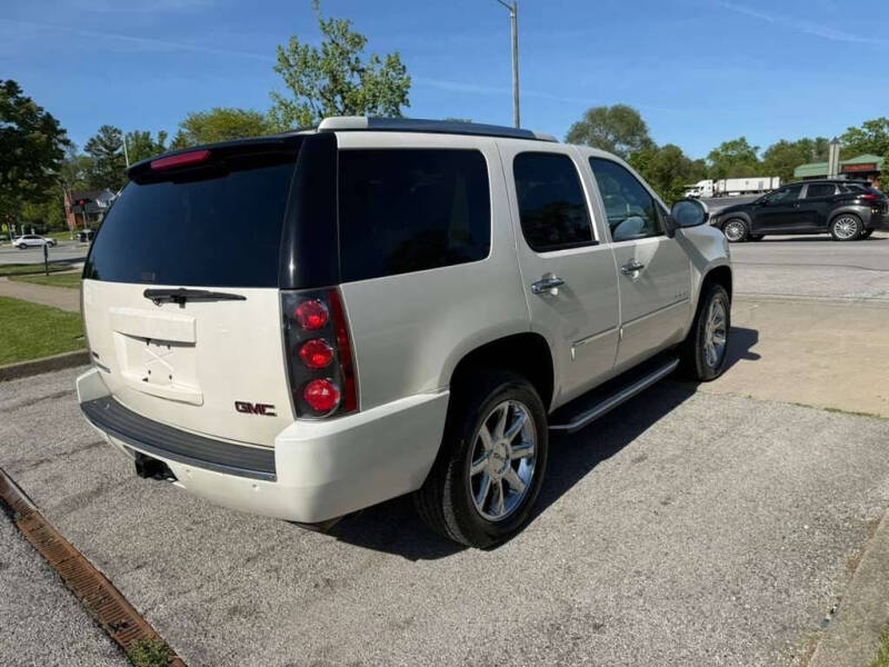 2011 GMC Yukon Denali