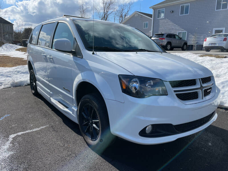 Used 2019 Dodge Grand Caravan GT with VIN 2C4RDGEG6KR674317 for sale in Seekonk, MA