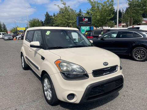 2013 Kia Soul +