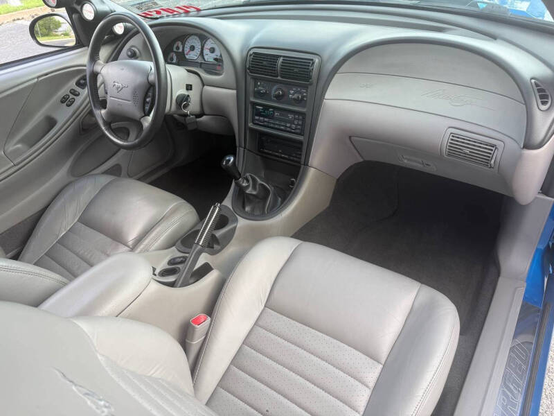 2000 Ford Mustang GT