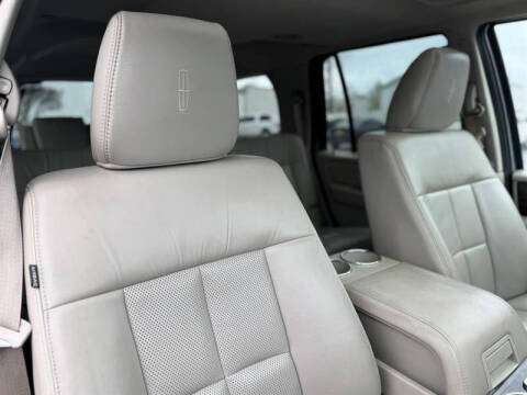 2010 Lincoln Navigator