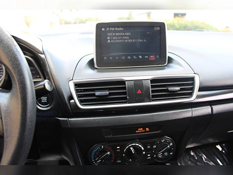 2015 Mazda MAZDA3 i Sport