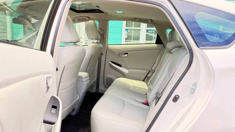 2013 Toyota Prius Two