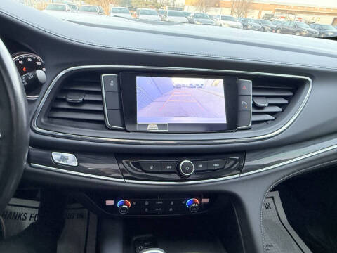 2020 Buick Enclave Essence