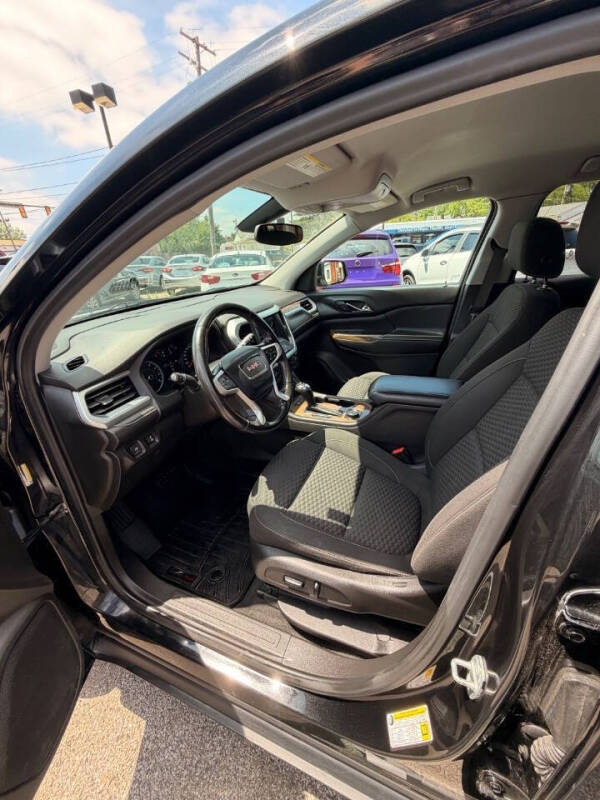 2018 GMC Acadia SLE-2