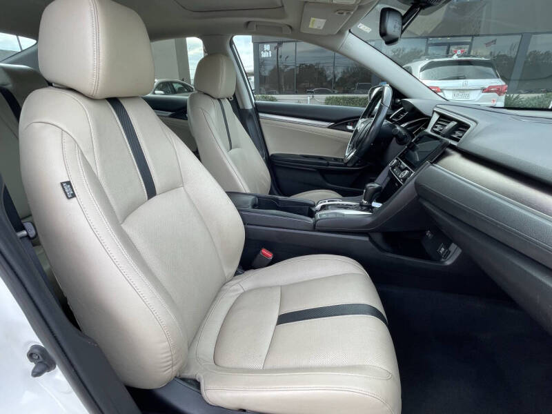 2018 Honda Civic Touring