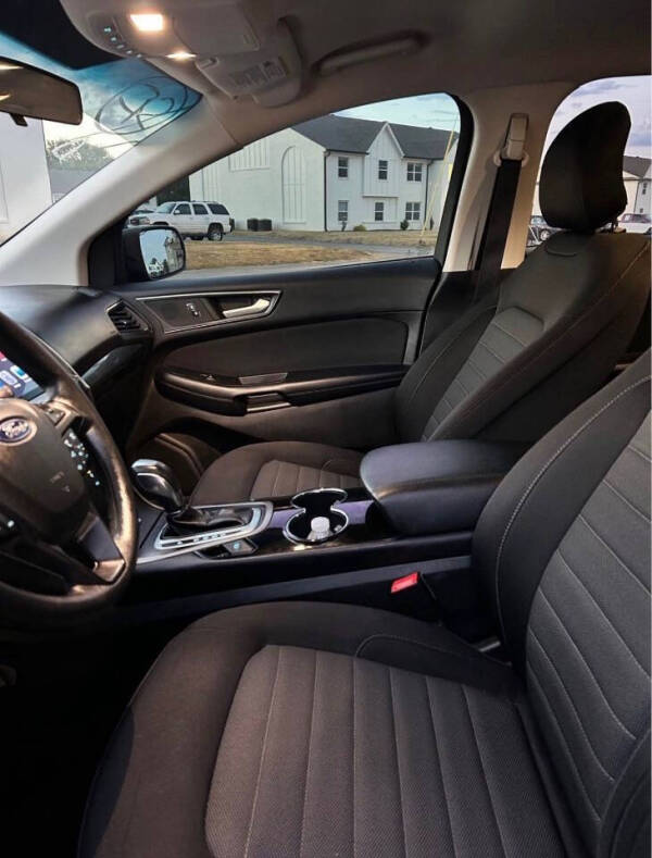 2018 Ford Edge SE