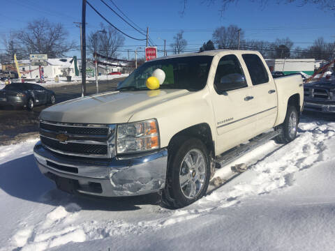 2013 Chevrolet Silverado 1500 for sale at Antique Motors in Plymouth IN