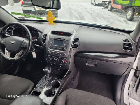 2015 Kia Sorento LX