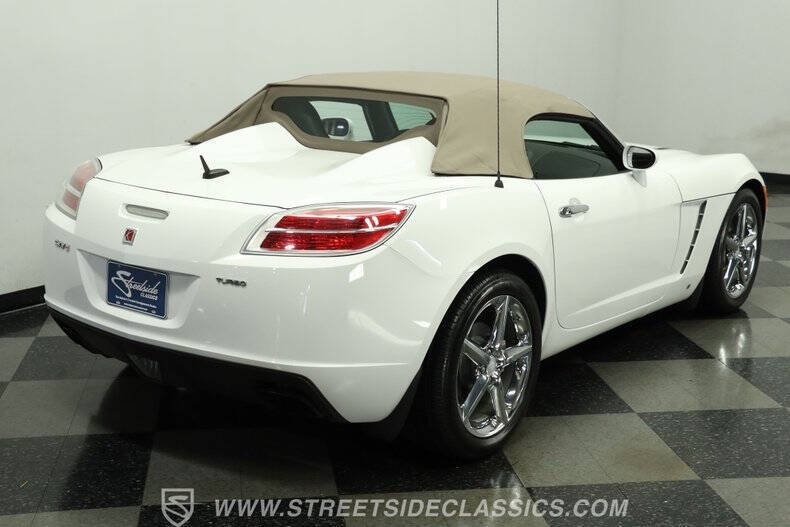 2009 Saturn SKY Red Line