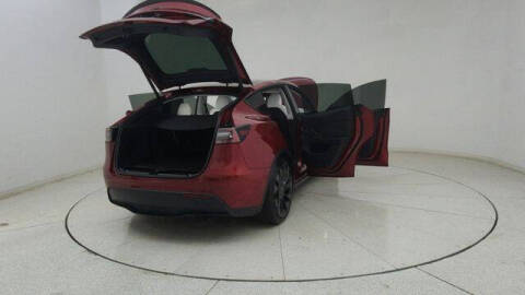2025 Tesla Model Y Performance
