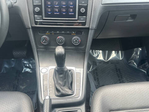 2021 Volkswagen Golf TSI