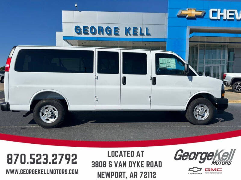 2025 Chevrolet Express LS 3500