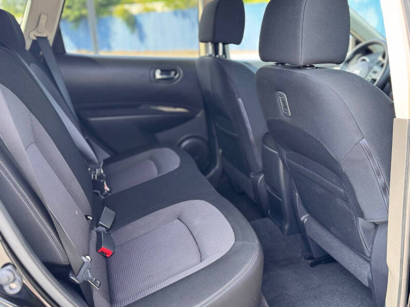 2013 Nissan Rogue SV