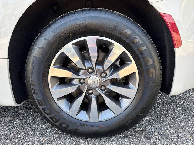 2019 Chrysler Pacifica Touring L Plus