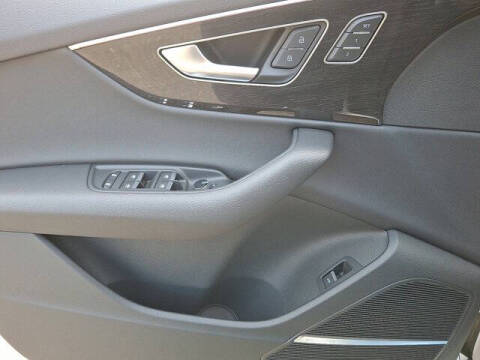 2026 Audi Q7 quattro Premium 45 TFSI