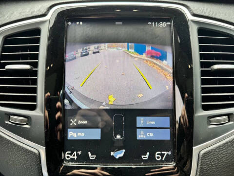 2019 Volvo XC90 T6 Momentum