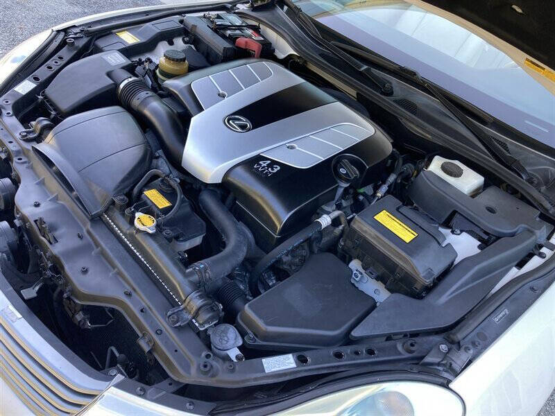 2005 Lexus SC 430