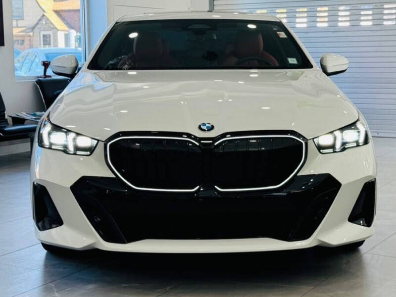 2024 BMW 5 Series 530i